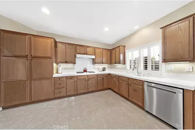 24272 Calle Artino, Murrieta, CA 92562 - Photo 15