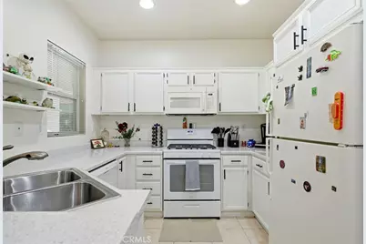 26450 Arboretum #1006, Murrieta, CA 92563 - Photo 7