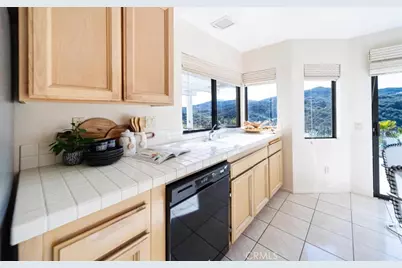 28742 Vista Valley Drive, Vista, CA 92084 - Photo 19