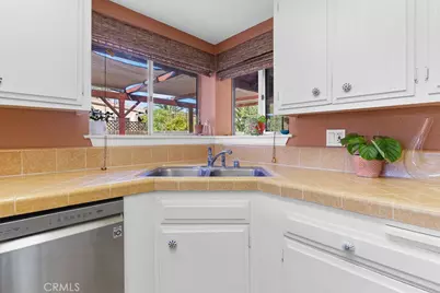 23832 Fair Weather, Canyon Lake, CA 92587 - Photo 11