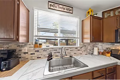 31598 Summerfield Lane, Murrieta, CA 92563 - Photo 11