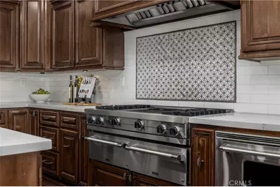 22986 Gray Fox Drive, Canyon Lake, CA 92587 - Photo 11