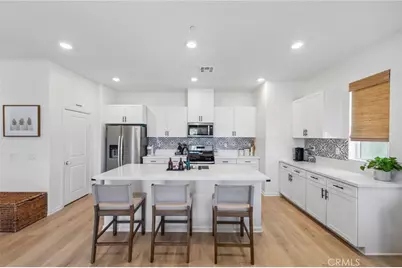 1060 Kendale Way, Vista, CA 92081 - Photo 1