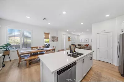 1060 Kendale Way, Vista, CA 92081 - Photo 7