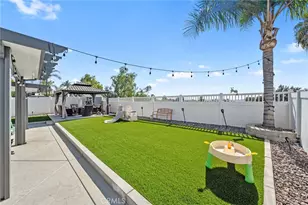 23893 Five Tribes, Murrieta, CA 92562 - Photo 37