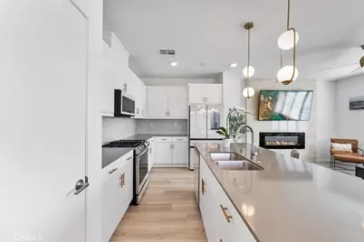 303 Sweet Place, Fallbrook, CA 92028 - Photo 3