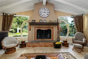 24105 Carancho Rd, Temecula, CA 92590 - Photo 7