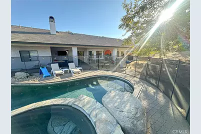 7525 Whitney, Yucca Valley, CA 92284 - Photo 11