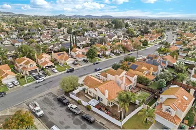 23733 Via Olivia, Murrieta, CA 92562 - Photo 37