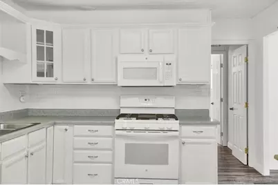 22780 Skylink, Canyon Lake, CA 92587 - Photo 17