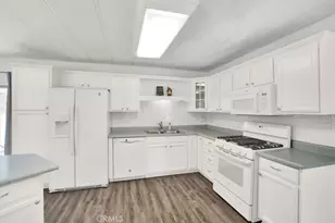 22780 Skylink, Canyon Lake, CA 92587 - Photo 3