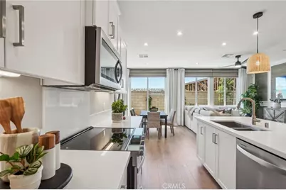 6367 Moonfire Lane, Fontana, CA 92336 - Photo 15