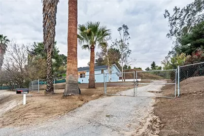 44275 Hillcrest Lane, Hemet, CA 92544 - Photo 47