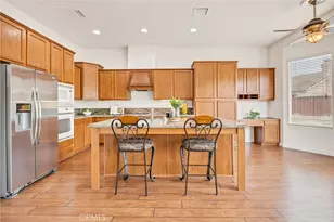 26714 Queen Ct, Murrieta, CA 92563 - Photo 11