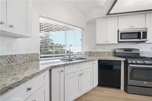 31052 Calle Aragon, Temecula, CA 92592 - Photo 15