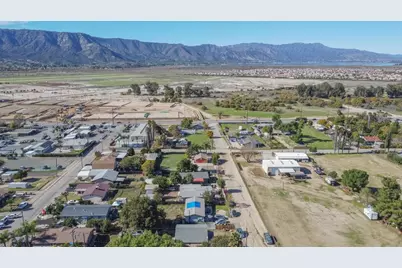 21225 Victorian, Wildomar, CA 92595 - Photo 23