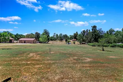 17370 Rodeo Road, Lake Elsinore, CA 92530 - Photo 49