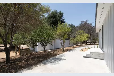 37455 Quarter Valley Road, Temecula, CA 92592 - Photo 17