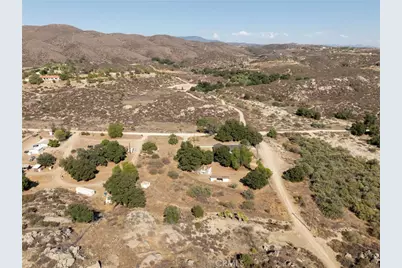 37455 Quarter Valley Road, Temecula, CA 92592 - Photo 37