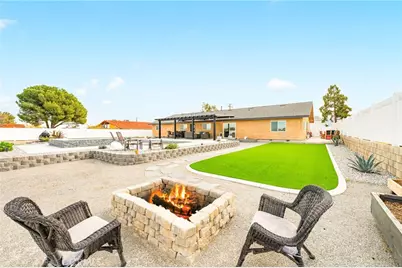 17528 Danbury, Hesperia, CA 92345 - Photo 51