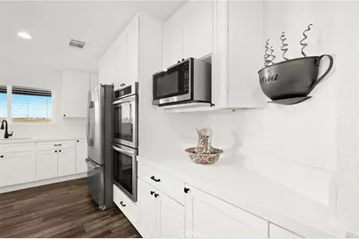 17528 Danbury, Hesperia, CA 92345 - Photo 15