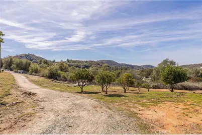 45400 Via Vaquero, Temecula, CA 92590 - Photo 43