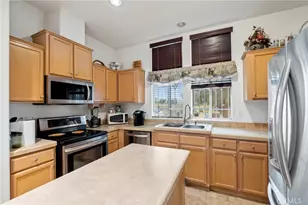 35125 Hobbiton, Hemet, CA 92544 - Photo 7