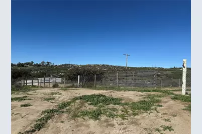 35125 Hobbiton, Hemet, CA 92544 - Photo 27