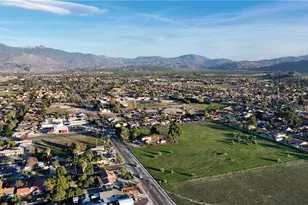 41699 Acacia Ave, Hemet, CA 92544 - Photo 3