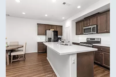 29425 Bovenzi Way, Winchester, CA 92596 - Photo 9