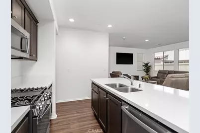 29425 Bovenzi Way, Winchester, CA 92596 - Photo 13