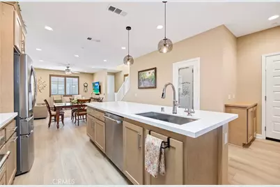 39320 Brunello Way, Temecula, CA 92591 - Photo 7