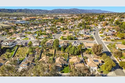 40609 Symeron, Murrieta, CA 92562 - Photo 43