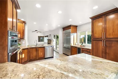 31049 Corte Arroyo, Temecula, CA 92592 - Photo 17