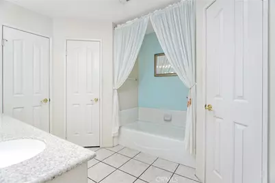 40412 Via Amapola, Murrieta, CA 92562 - Photo 17