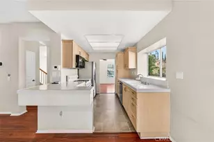 30752 Canterfield Dr, Temecula, CA 92592 - Photo 5