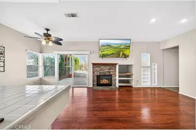 30752 Canterfield Drive, Temecula, CA 92592 - Photo 3