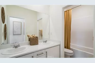 2380 Lionheart Drive, Perris, CA 92570 - Photo 7