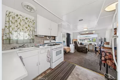 44725 E Florida Avenue #56, Hemet, CA 92544 - Photo 9