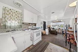 44725 E Florida Ave, Hemet, CA 92544 - Photo 9