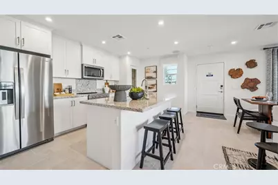 16210 Lumia Way, Fontana, CA 92336 - Photo 7