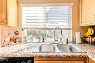 15543 Garnet Ct, Fontana, CA 92337 - Photo 9