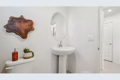 16202 Lumia Way, Fontana, CA 92336 - Photo 11