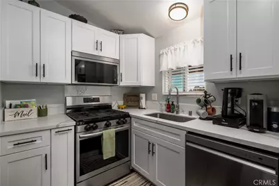 24067 Longview Lane, Menifee, CA 92585 - Photo 9