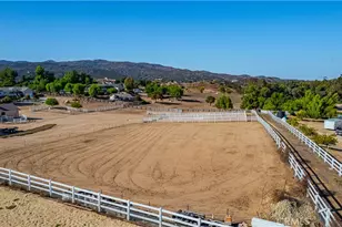 19315 Avenida Cordoba, Murrieta, CA 92562 - Photo 53