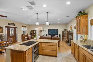 19315 Avenida Cordoba, Murrieta, CA 92562 - Photo 31