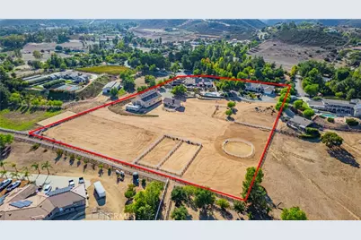 19315 Avenida Cordoba, Murrieta, CA 92562 - Photo 7