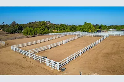 19315 Avenida Cordoba, Murrieta, CA 92562 - Photo 57