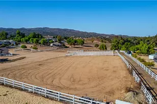 19315 Avenida Cordoba, Murrieta, CA 92562 - Photo 53
