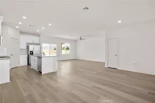 14873 Desert Lily Ct, Apple Valley, CA 92307 - Photo 3